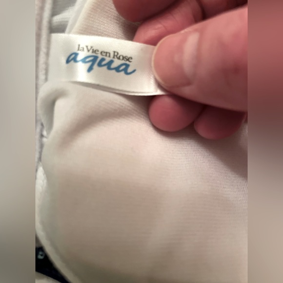 🔥 3/21 🔥La Vie En Rose 🌹Large Navy with mint green polka dots bikini top only - Picture 5 of 6